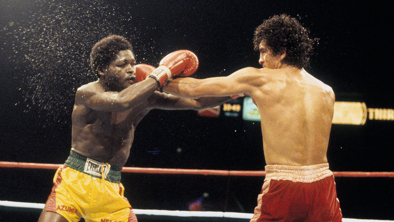 Salvador Sanchez v Azumah Nelson